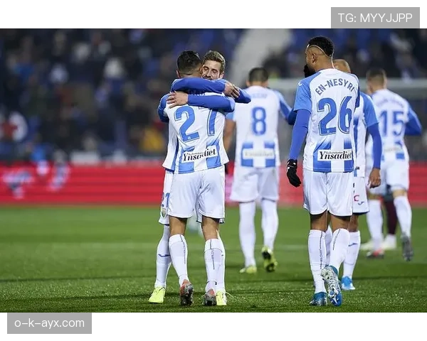 桑普阵容大调整，新援加盟助力战术革新，球队状态显著回暖