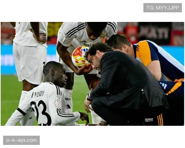 门迪与阿拉巴接班之争:谁将扛起皇马新防线大旗? 门迪与阿拉巴接班之争:谁将扛起皇马新防线大旗?