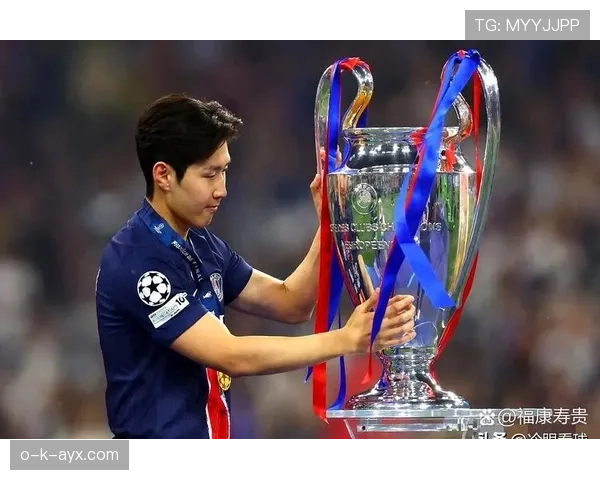 欧洲超级杯最佳球员表现稳健,赛场高光背后故事引热议 欧洲超级杯最佳球员表现稳健,赛场高光背后故事引热议