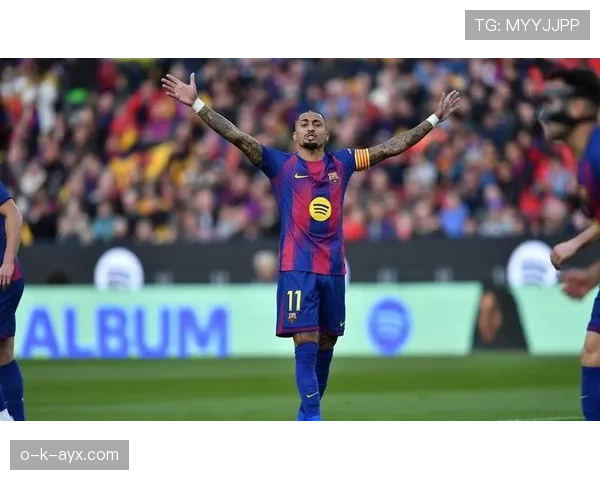 拉菲尼亚战术适配性不足 无法成为巴西队核心的深层原因